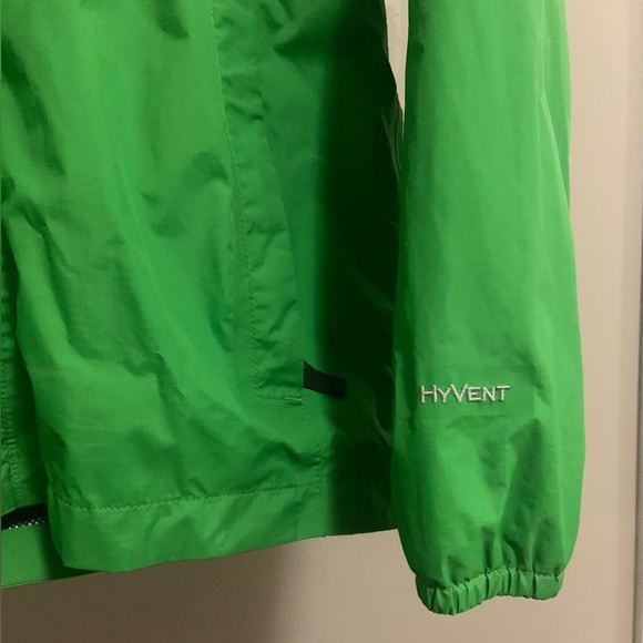 The North Face rain jacket - Picture 4 of 7